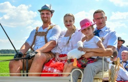 Maków otworzył sezon dożynkowy w gminie Pietrowice Wielkie [FOTO i WIDEO]